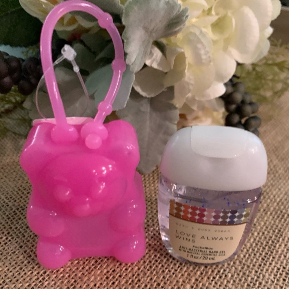 Bath & Body Works Pink Gummy Bear Pocketbac Holder / Love Always Wins Hand Gel
